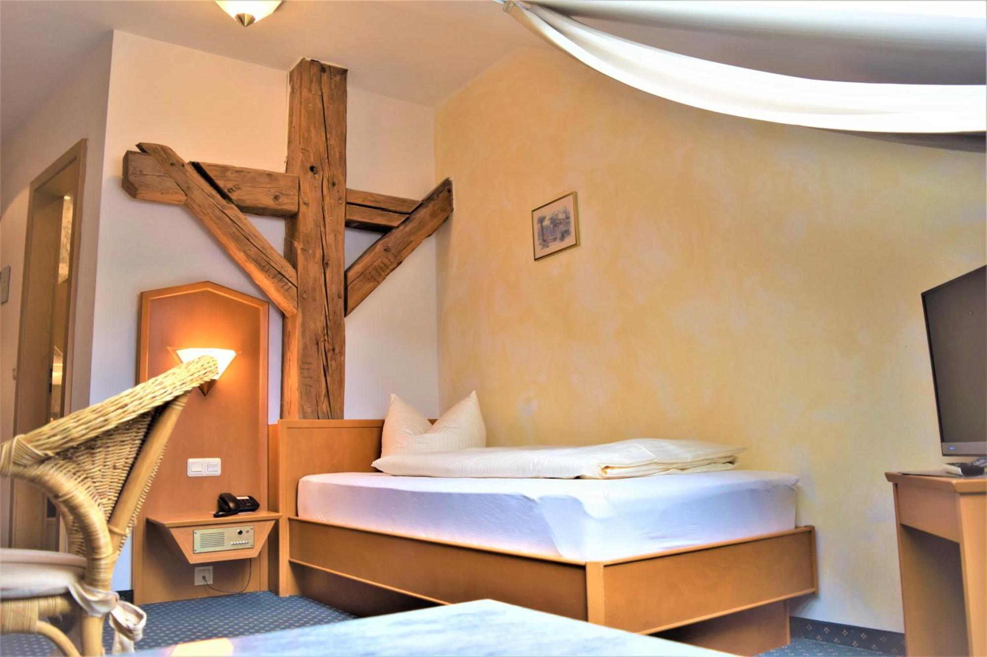 Hotel Zum Braeu Kinding Extérieur photo