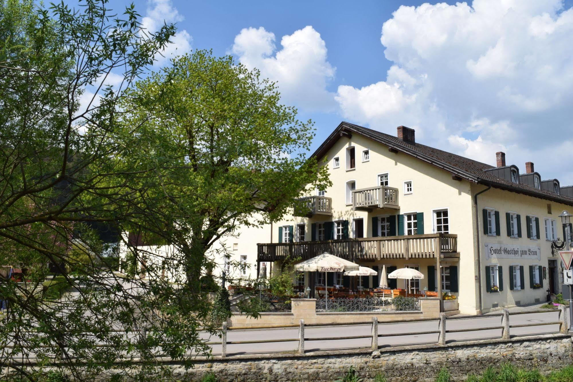 Hotel Zum Braeu Kinding Extérieur photo