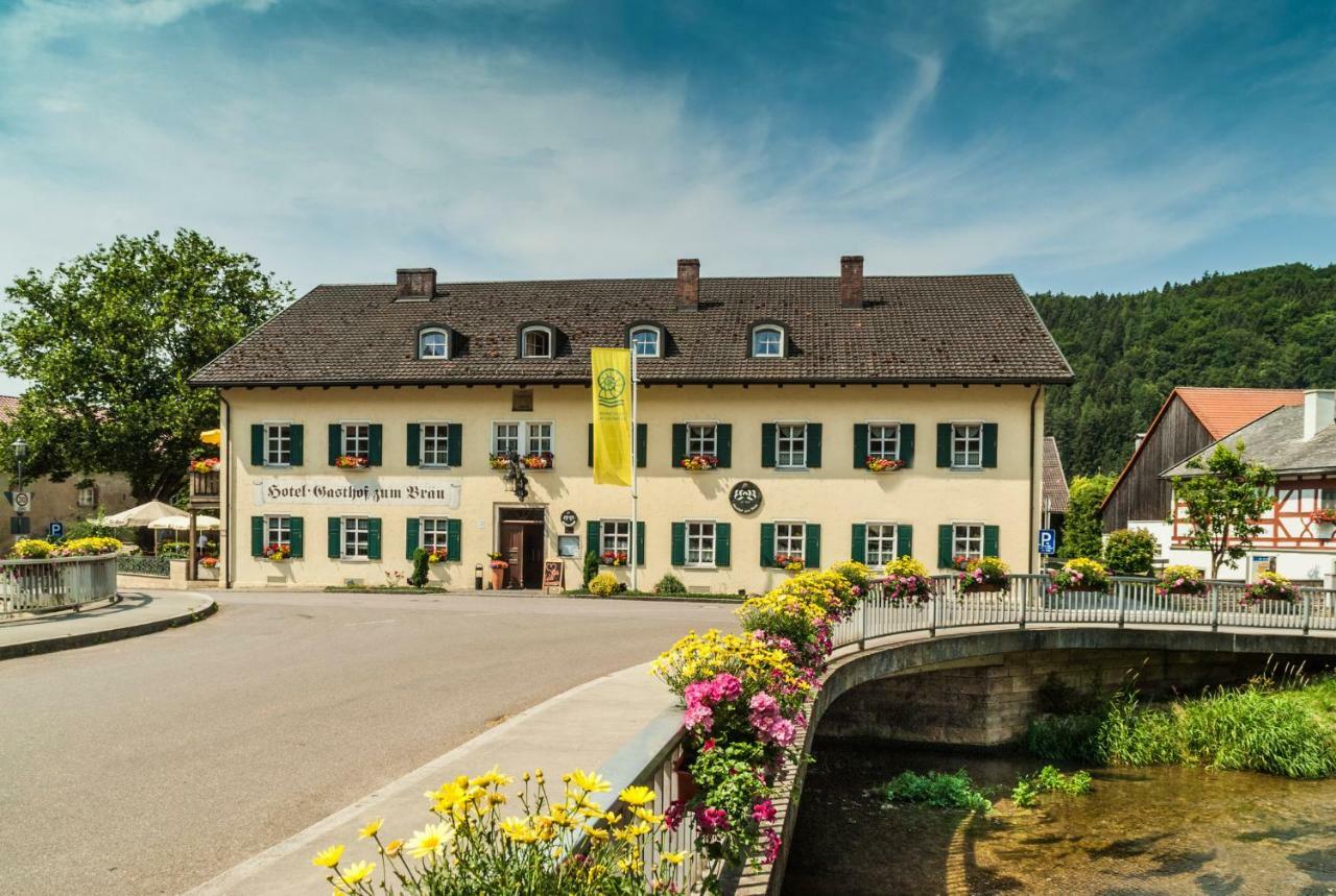 Hotel Zum Braeu Kinding Extérieur photo