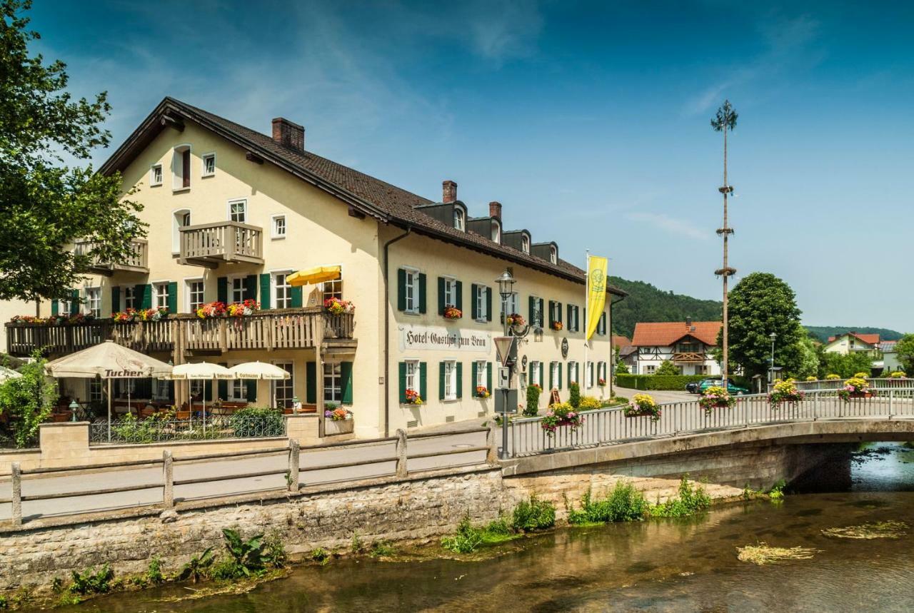 Hotel Zum Braeu Kinding Extérieur photo